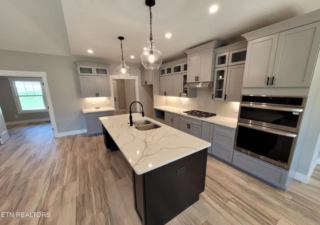 2nd image of 312 Cheeyo Ln, Loudon, TN 37774 | MLS# 1346530
