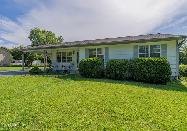 Homes for sale in Oliver Springs, TN | 210 Jackson Ln, Oliver Springs, TN 37840 | MLS# 1346880