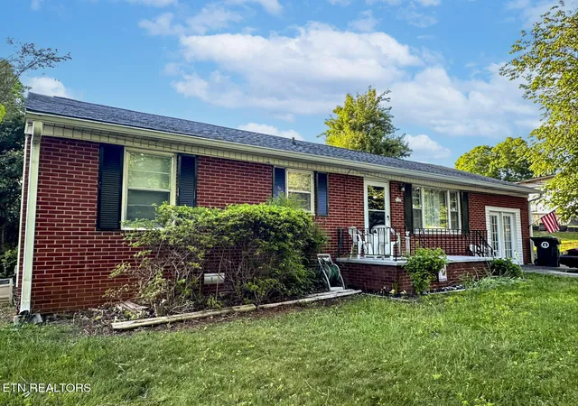 Homes for sale in Morristown, TN | 1551 Buffalo Tr, Morristown, TN 37814 | MLS# 1346580