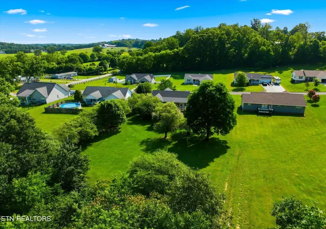 Homes for sale in Madisonville, TN | 114 Brighton Farms Wy, Madisonville, TN 37354 | MLS# 1346700