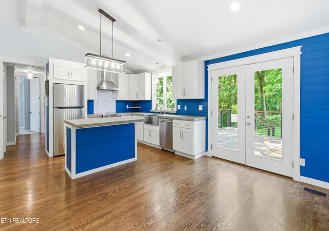 Photo 3 of Single family home for sale at 1508 Arrow Wood Rd, Knoxville, TN 37919 | MLS# 1346867 | Listing updated on 2026-09-11