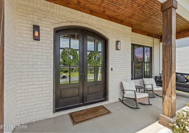 Photo 3 of Sale Pending at 10632 Lakecove Way, Knoxville, TN 37922 | MLS# 1347185 | Listing updated on 2026-09-14