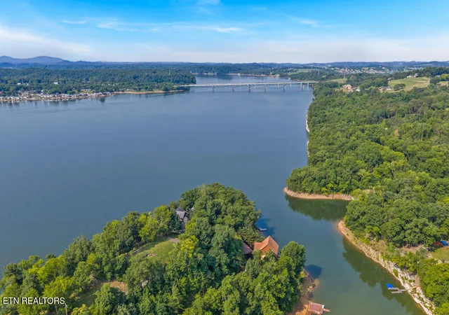 Photo 3 of Single family home for sale at 2648 Phlox Ln, White Pine, TN 37890 | MLS# 1346596 | Listing updated on 2026-07-09