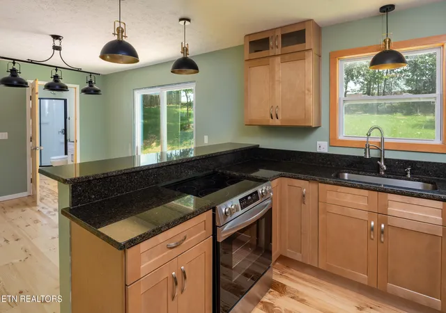 Homes for sale in Tellico Plains, TN | 474 Bank St, Tellico Plains, TN 37385 | MLS# 1346597