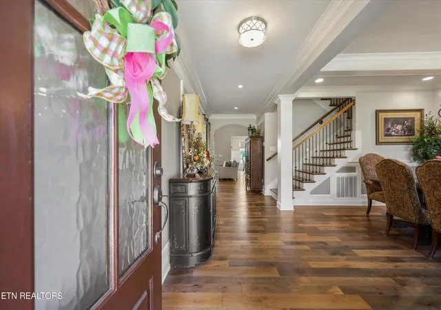 Photo 4 of Single family home for sale at 528 Larksong Dr, Farragut, TN 37934 | MLS# 1347395 | Listing updated on 2026-10-06