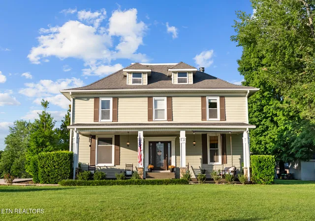 2nd image of 206 W Cleveland Ave, Monterey, TN 38574 | MLS# 1346683