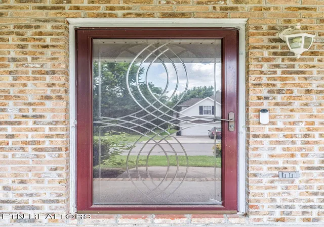 Photo 3 of Single family home for sale at 6861 Cardindale Dr, Knoxville, TN 37918 | MLS# 1346611 | Listing updated on 2026-07-07