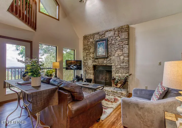 Homes for sale in Gatlinburg, TN | 1651 Arbon Ct, Gatlinburg, TN 37738 | MLS# 1346650