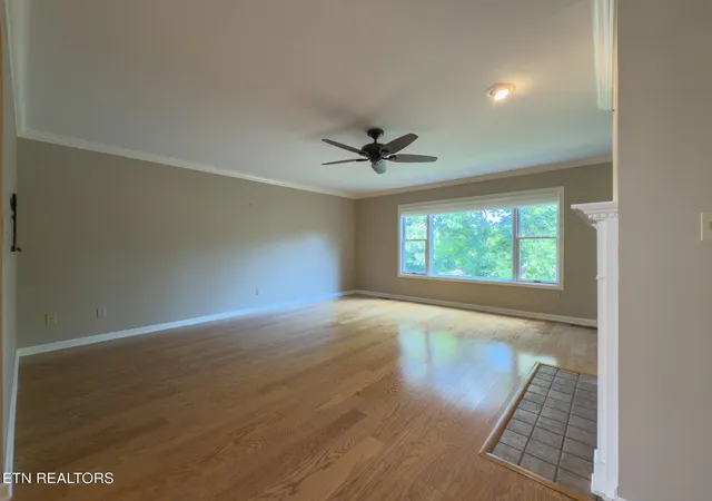 Photo 3 of Single family home for sale at 207 Chota Hills Ln, Loudon, TN 37774 | MLS# 1346684 | Listing updated on 2026-07-22