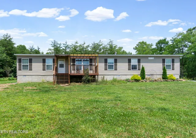 1st image of 450 Locksley Cir, Crossville, TN 38555 | MLS# 1346690
