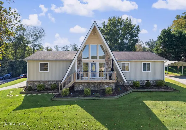 1st image of 1129 Melton Hill Cir, Clinton, TN 37716 | MLS# 1346705