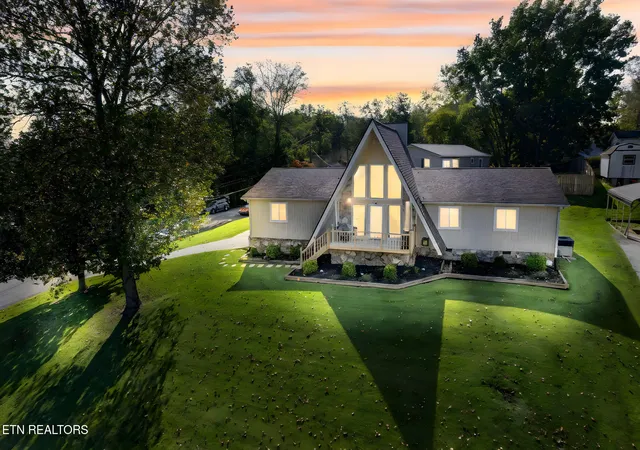 4th image of 1129 Melton Hill Cir, Clinton, TN 37716 | MLS# 1346705