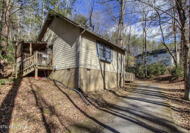 Homes for sale in Gatlinburg, TN | 216 Whaley Dr, Gatlinburg, TN 37738 | MLS# 1346709