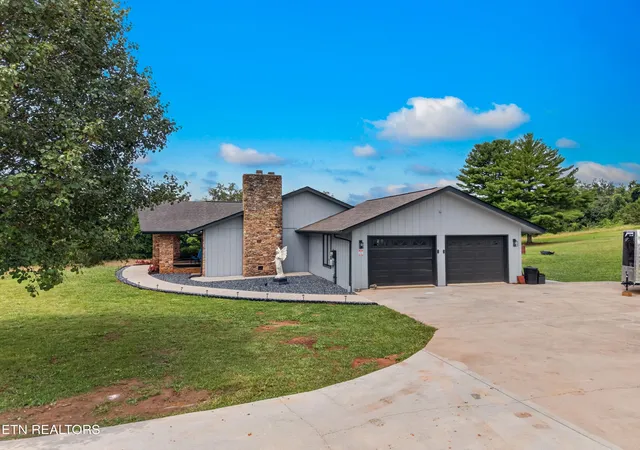 3rd image of 383 Cate Byrd Rd, Kodak, TN 37764 | MLS# 1346710