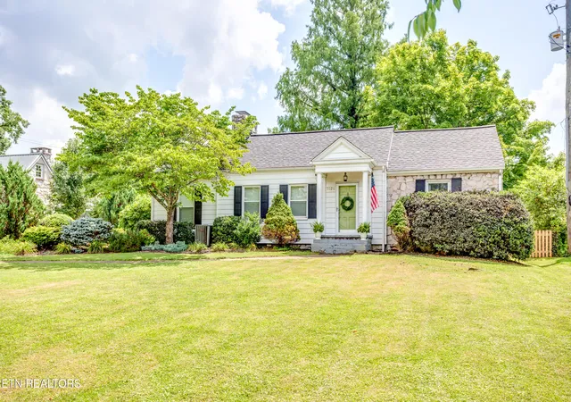 Photo 1 of Sale Pending at 5026 Jacksboro Pike, Knoxville, TN 37918 | MLS# 1346747 | Listing updated on 2026-08-20