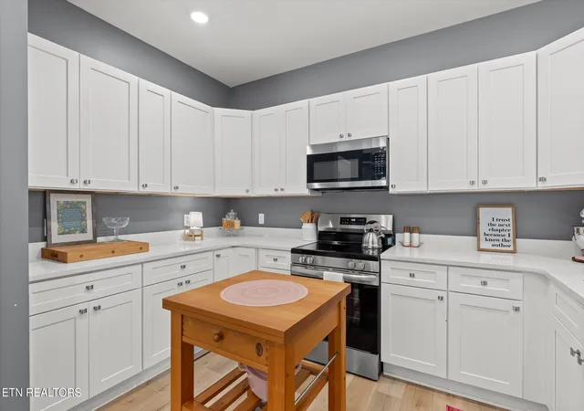 Photo 3 of Single family home for sale at 3303 Taylor St, Chattanooga, TN 37406 | MLS# 1347110 | Listing updated on 2026-10-01