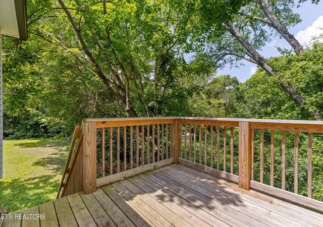 Photo 4 of Single family home for sale at 3303 Taylor St, Chattanooga, TN 37406 | MLS# 1347110 | Listing updated on 2026-10-12