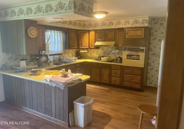 3rd image of 183 Linwood Dr, Sweetwater, TN 37874 | MLS# 1346776