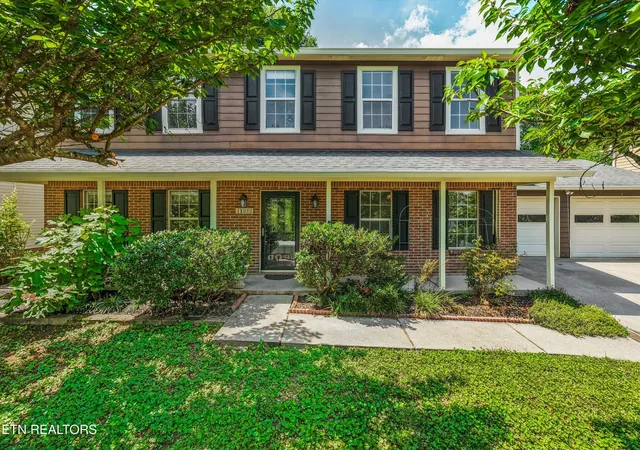Photo 2 of Sale Pending at 11033 Ctr Cross Dr, Knoxville, TN 37934 | MLS# 1346770 | Listing updated on 2026-09-17