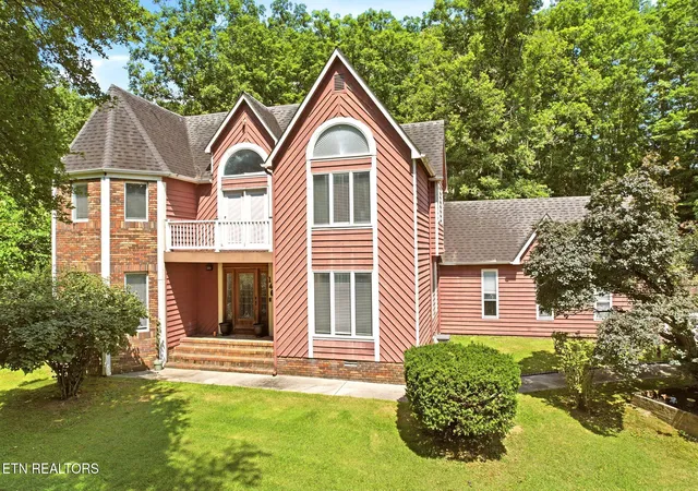 Homes for sale in Wartburg, TN | 146 Peach Tree Cir, Wartburg, TN 37887 | MLS# 1346847