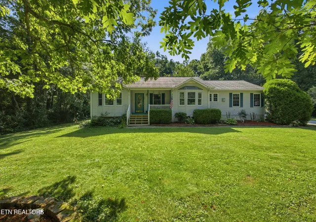 Homes for sale in Crossville, TN | 10647 Hwy 127 N, Crossville, TN 38571 | MLS# 1346791