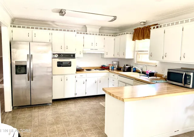 Homes for sale in New Tazewell, TN | 309 Allison St, New Tazewell, TN 37825 | MLS# 1346824