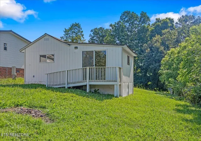Homes for sale in Lenoir City, TN | 9541 Antioch Church Rd, Lenoir City, TN 37772 | MLS# 1347144