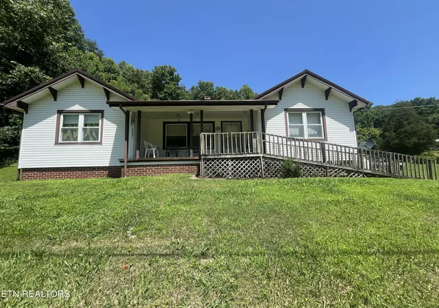Homes for sale in Blackwater, VA | 121 Mccoy Dr, Blackwater, VA 24221 | MLS# 1346820