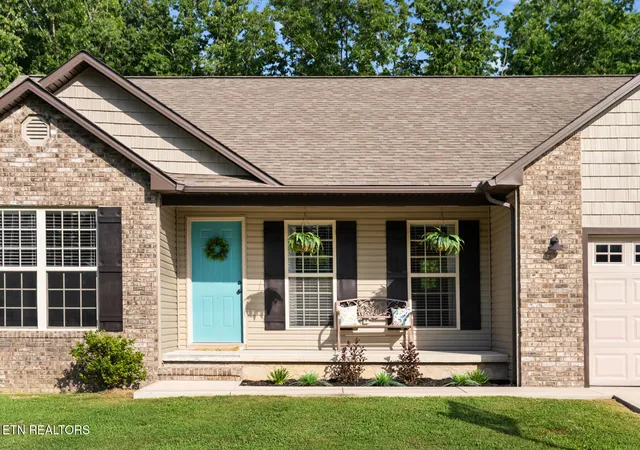 Homes for sale in Monterey, TN | 3306 Muddy Pond Rd, Monterey, TN 38574 | MLS# 1346987