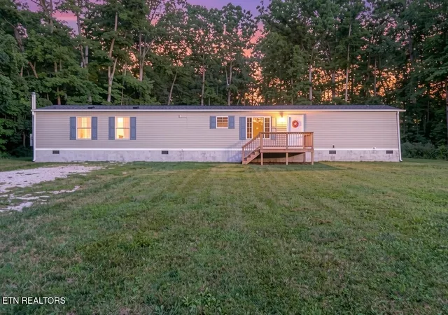 Homes for sale in Crossville, TN | 653 Timothy Dr, Crossville, TN 38572 | MLS# 1346886