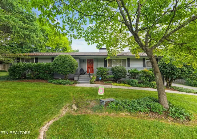Photo 1 of Sale Pending at 608 Churchill Rd, Knoxville, TN 37909 | MLS# 1346892 | Listing updated on 2026-09-04