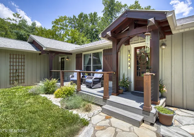 Photo 2 of Sale Pending at 8851 Gammon Way, Knoxville, TN 37922 | MLS# 1347037 | Listing updated on 2026-07-10