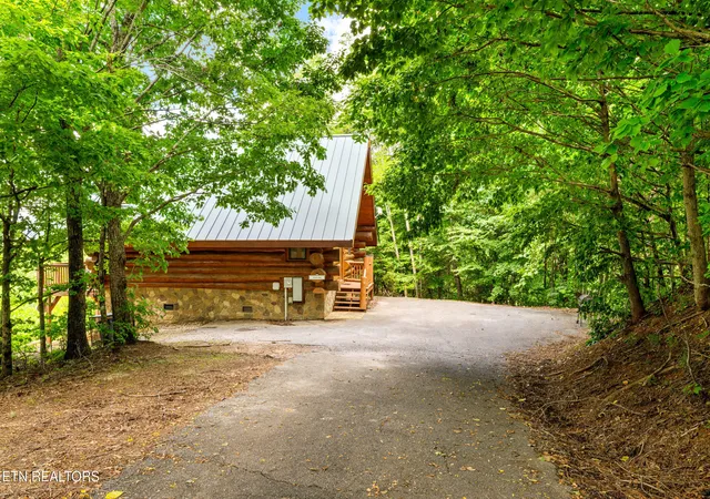 2nd image of 617 Almost Heaven Wy, Gatlinburg, TN 37738 | MLS# 1346915