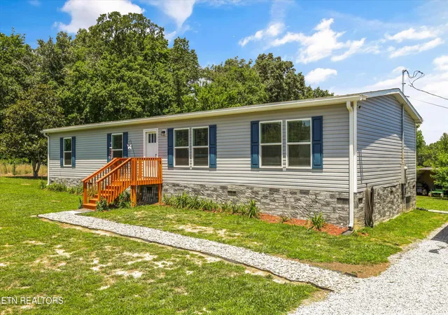 Homes for sale in Lancing, TN | 158 Frankfort Rd, Lancing, TN 37770 | MLS# 1346908