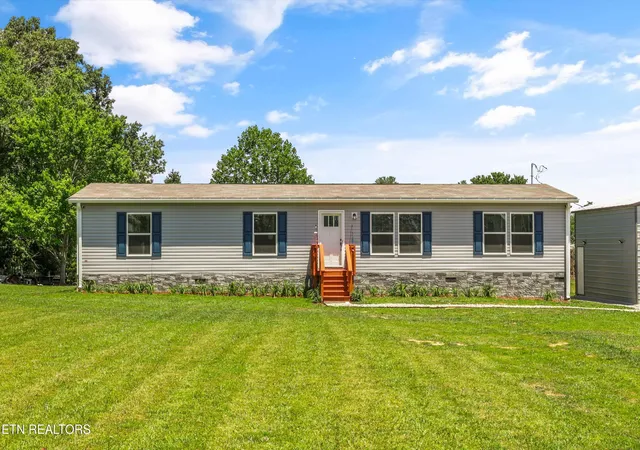 Homes for sale in Lancing, TN | 158 Frankfort Rd, Lancing, TN 37770 | MLS# 1346908