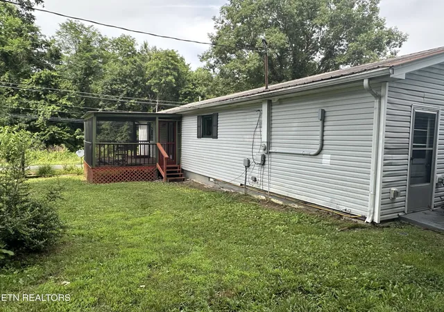 Homes for sale in Monterey, TN | 211 Walton Lane Lane, Monterey, TN 38574 | MLS# 1347086