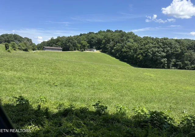 Homes for sale in Rose Hill, VA | 140 Cheak Dr, Rose Hill, VA 24281 | MLS# 1346999