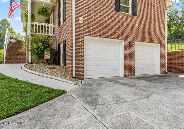 25th image of 2103 Waterloo Rd, Maryville, TN 37803 | MLS# 1347008