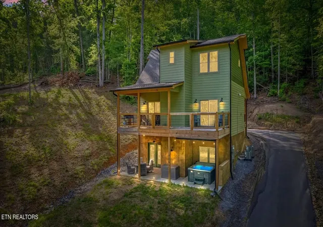 Photo 2 of Single family home for sale at 2169 Newt Huff Ln, Sevierville, TN 37862 | MLS# 1347020 | Listing updated on 2026-07-04