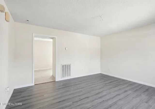 Photo 3 of Condo for sale at 3216 Quiet Way, Knoxville, TN 37918 | MLS# 1347140 | Listing updated on 2026-09-16