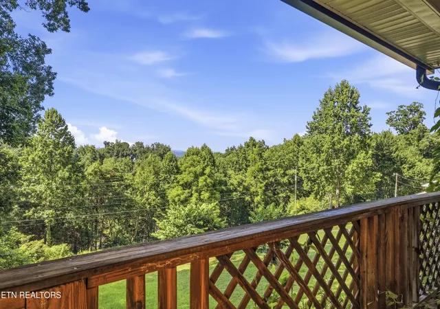 Homes for sale in Maynardville, TN | 205 Booker Rd, Maynardville, TN 37807 | MLS# 1347152