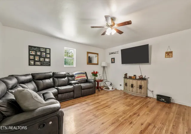 Homes for sale in Knoxville, TN | 1760 Mcclung Ave, Knoxville, TN 37920 | MLS# 1347162