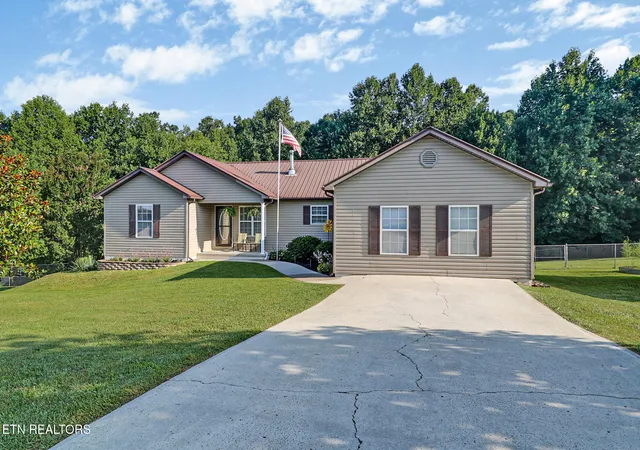 1st image of 661 Grace Hill Dr, Crossville, TN 38571 | MLS# 1347705