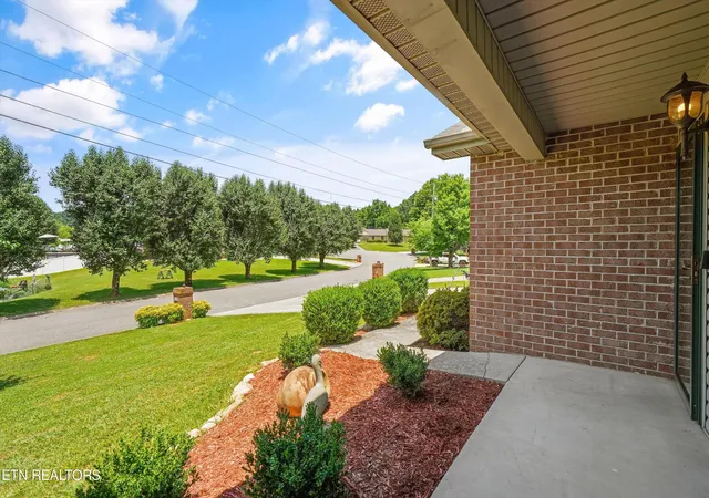 Photo 3 of Single family home for sale at 4814 Evangeline Ln, Knoxville, TN 37938 | MLS# 1347170 | Listing updated on 2026-09-13