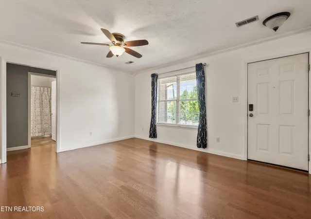 Photo 4 of Single family home for sale at 4814 Evangeline Ln, Knoxville, TN 37938 | MLS# 1347170 | Listing updated on 2026-09-13
