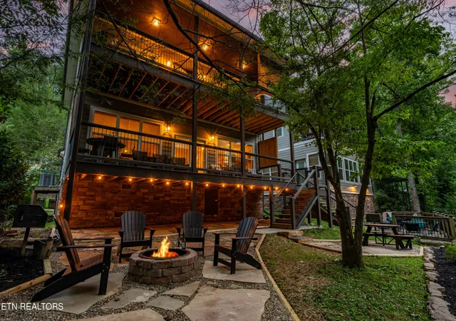 Photo 3 of Single family home for sale at 510 Hemlock St, Gatlinburg, TN 37738 | MLS# 1347236 | Listing updated on 2026-09-16