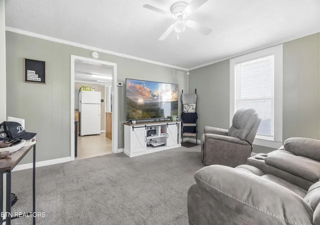 3rd image of 613 Fowler St, Clinton, TN 37716 | MLS# 1347164