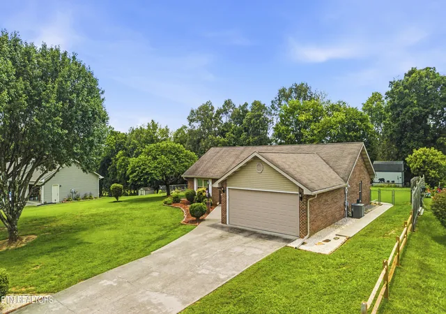 Homes for sale in Seymour, TN | 173 Maple Ridge Ln, Seymour, TN 37865 | MLS# 1347467