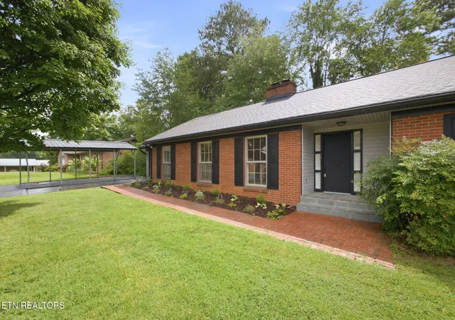Homes for sale in Jefferson City, TN | 1405 Leon Dr, Jefferson City, TN 37760 | MLS# 1347482