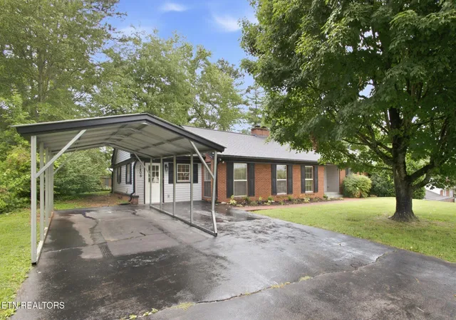 Homes for sale in Jefferson City, TN | 1405 Leon Dr, Jefferson City, TN 37760 | MLS# 1347482